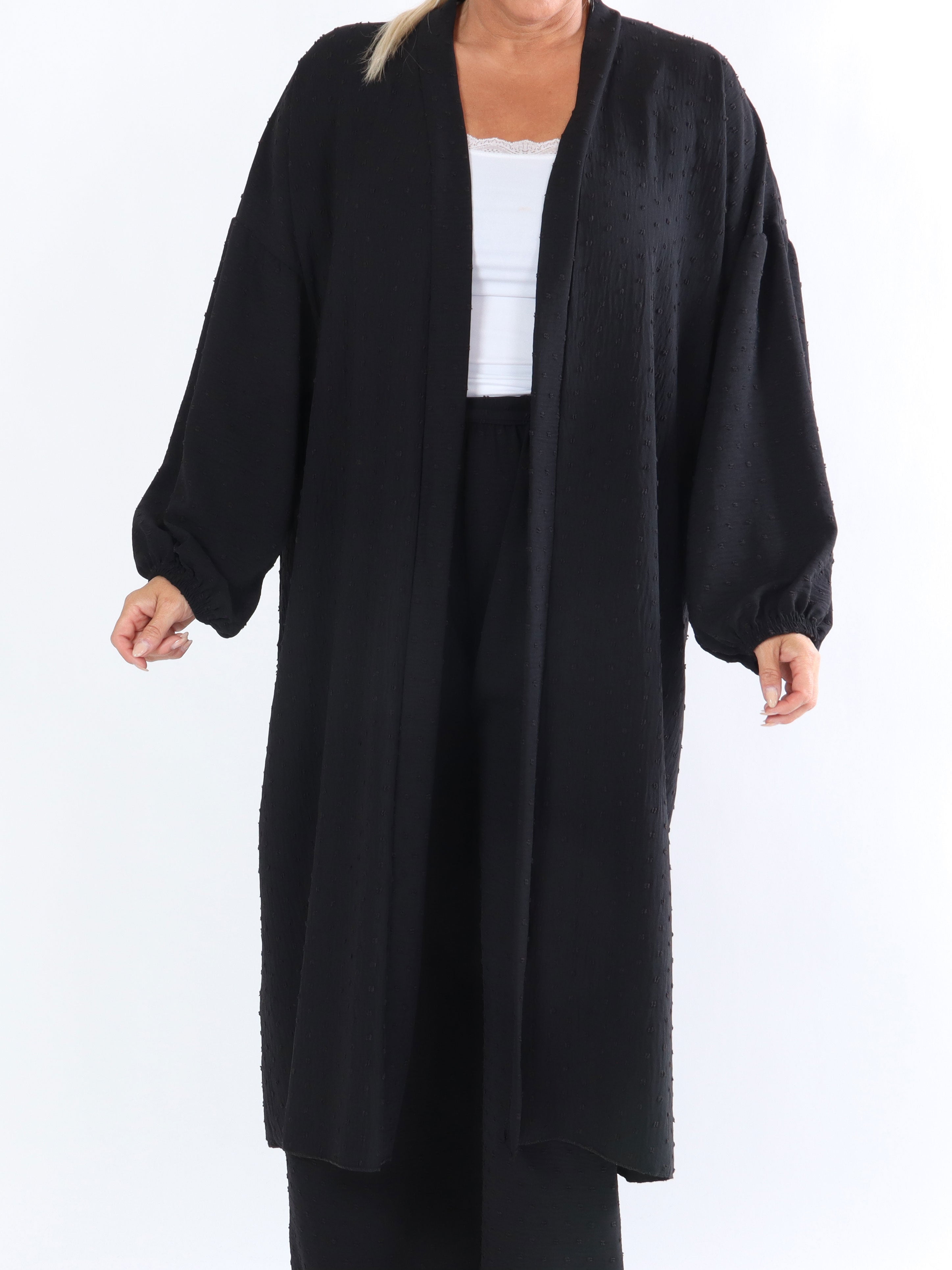 Marbella - Sød let plus size cardigan med prikket mønster